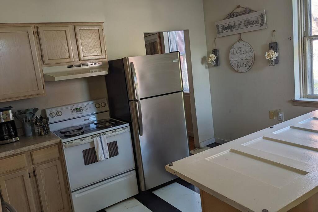 Escape On Hambright'S Alley! Walk 2 Everything! Cyclists Welcome! 1St Fl Unit A Cumberland Bagian luar foto